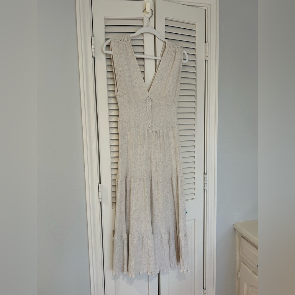 Sleeveless V-Neck Cream Maxi Dress